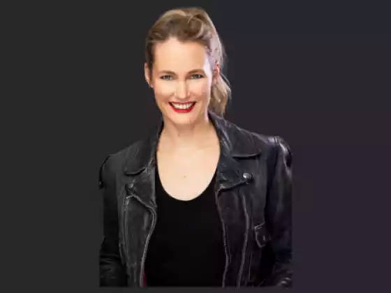 Joanna Stone,
健康與保健, 健康與保健
Expert at 容光煥發:2023 年夏季健康、保健和靈性在線研討會