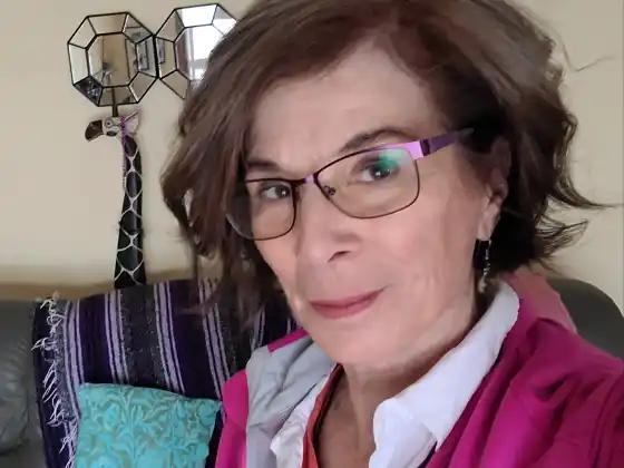 Karen Egoff,
Expert at Soulful Summit 2023: Isang Paglalakbay sa Loob, Magsimula!